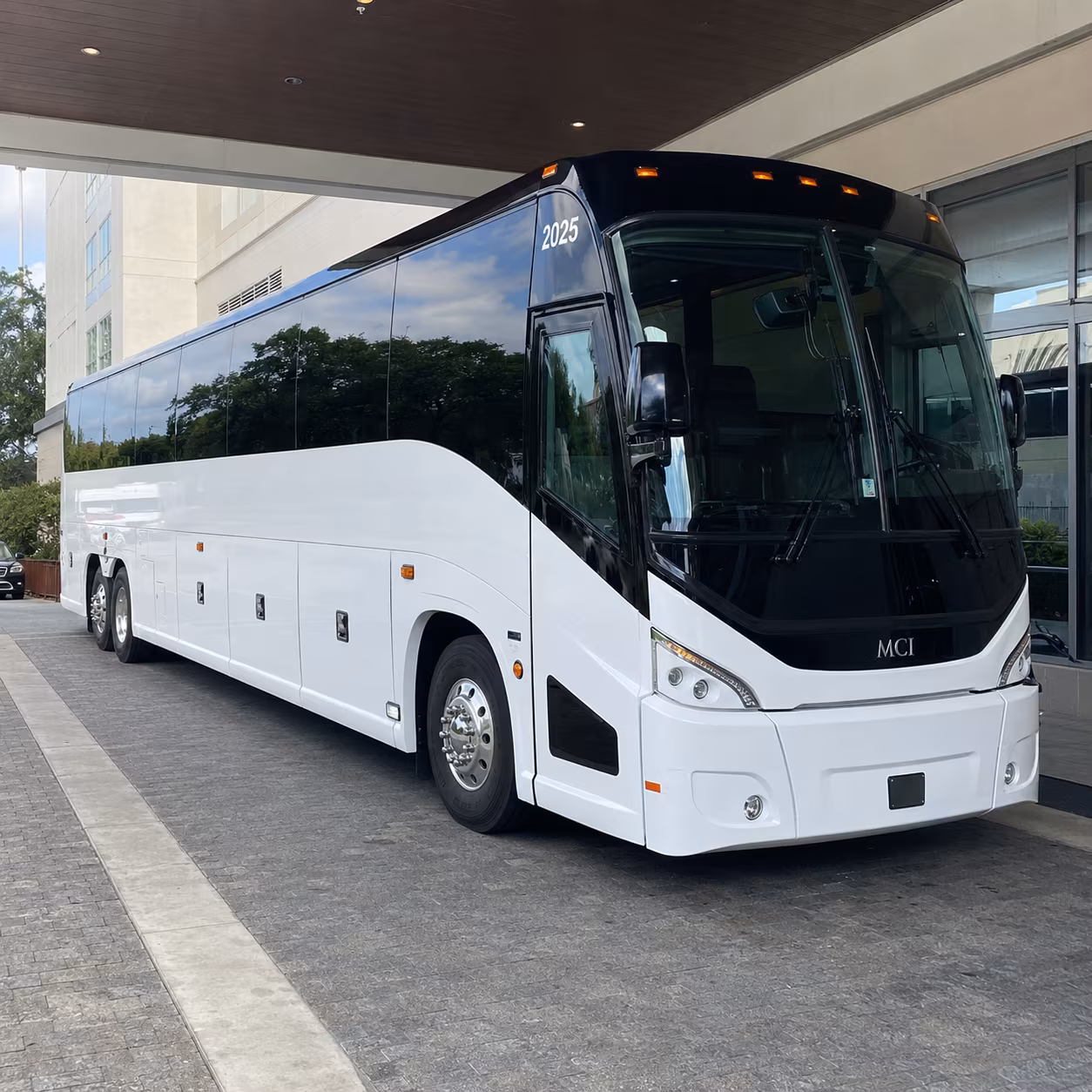 houston charter bus rental exterior