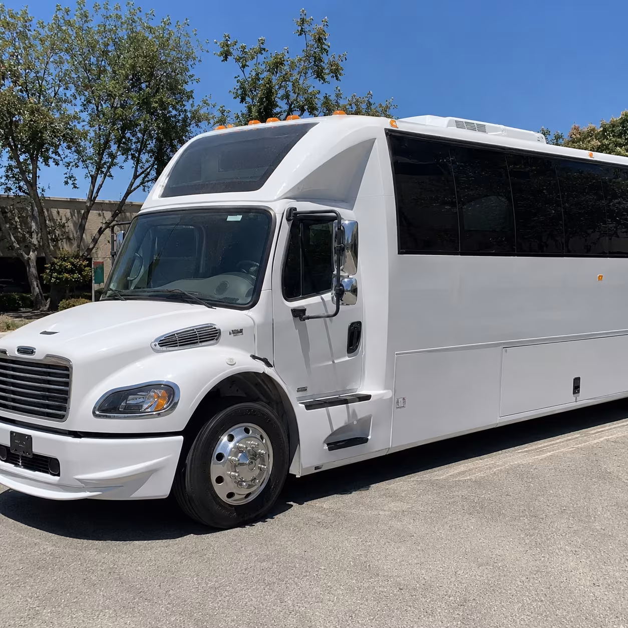 party bus and charter bus rentals to toyota center for rockets games